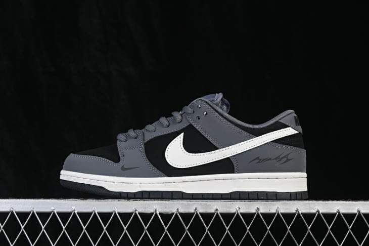 Picture of Dunk SB _SKUfw23086494882160536fw